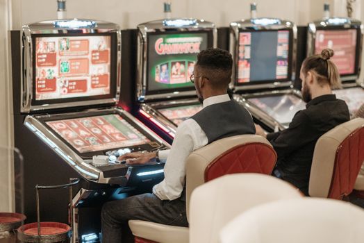 Slot Machine Evolution: From Mechanical to Digital Domination